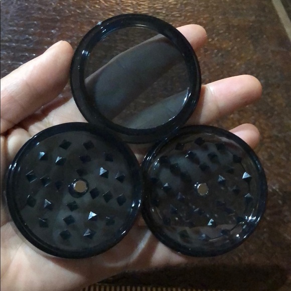 grinder - Picture 4 of 8